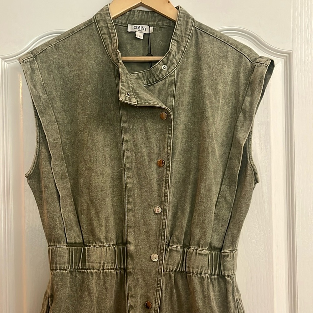 Green Sleeveless Jumpsuit
